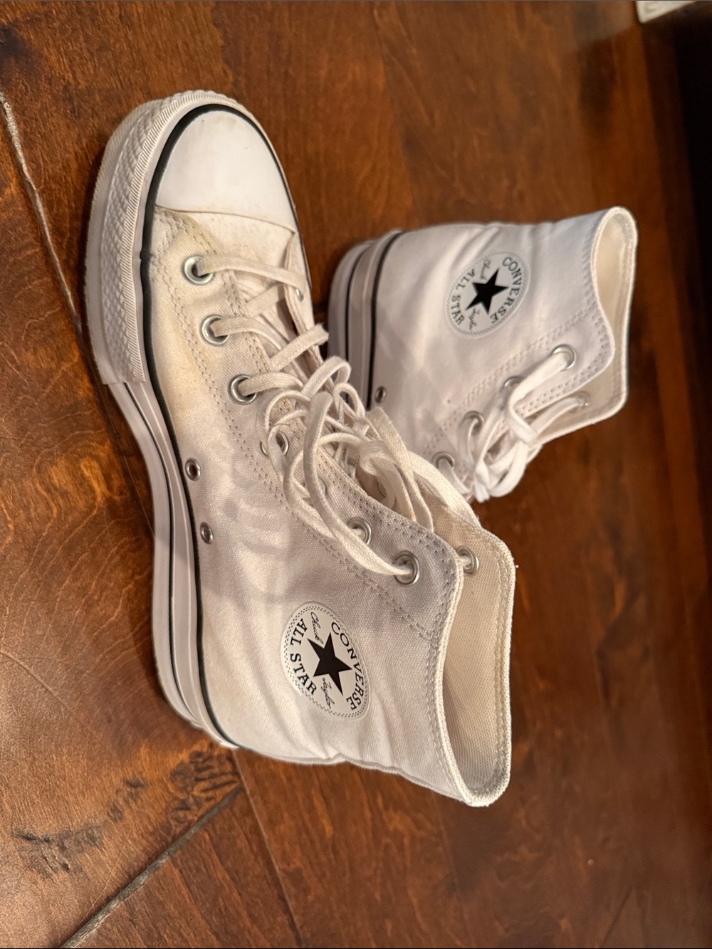 White High-Top Canvas Sneakers - Classic Women's Lace-Up - Size 9